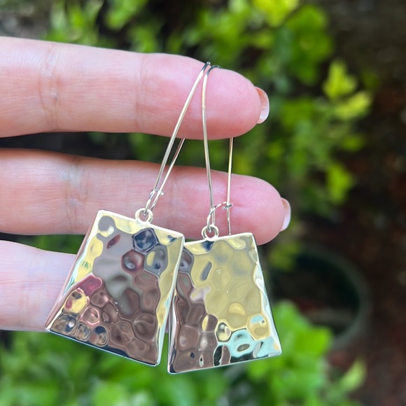 COPY - Robert Lee Morris Soho Drop Earrings - Picture 10 of 15